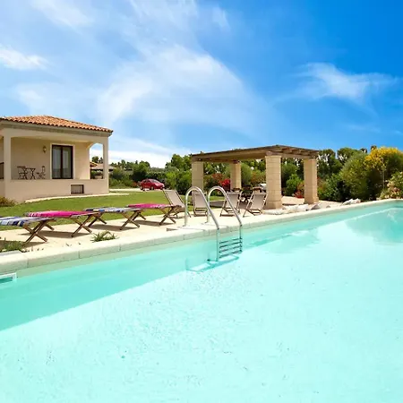 Melisandre Villa *