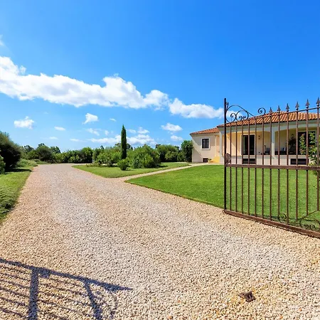 Melisandre Villa